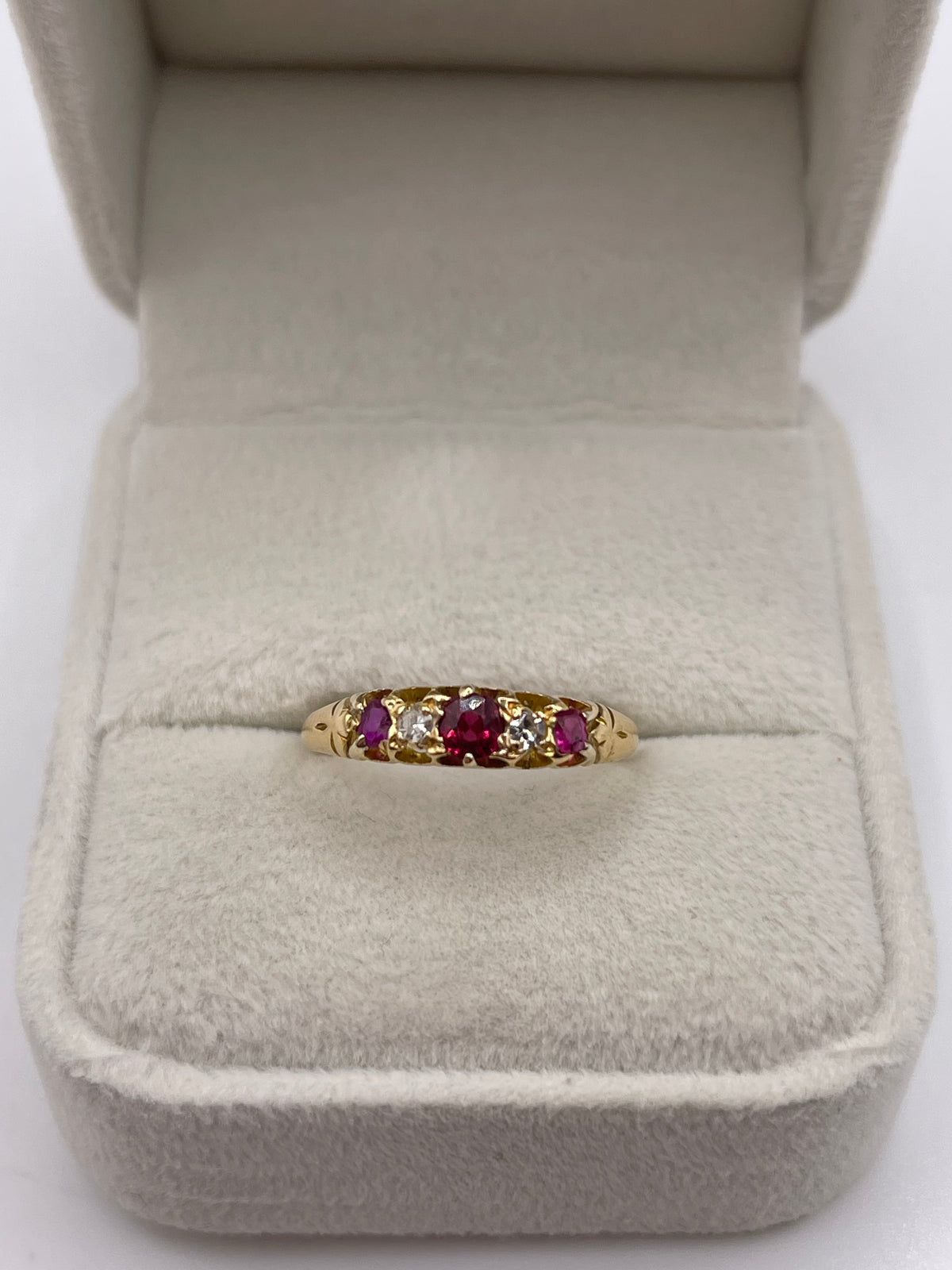Antique 18ct gold ruby and diamond ring