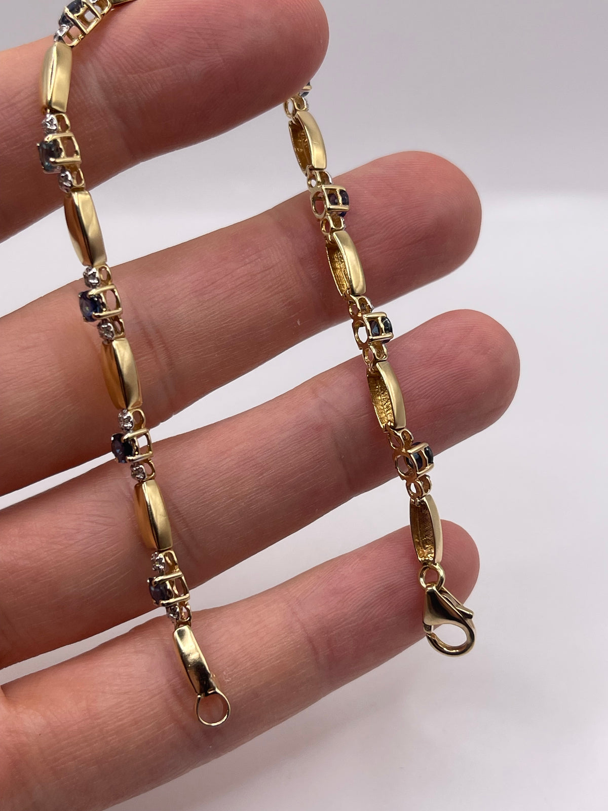 9ct gold sapphire and diamond bracelet
