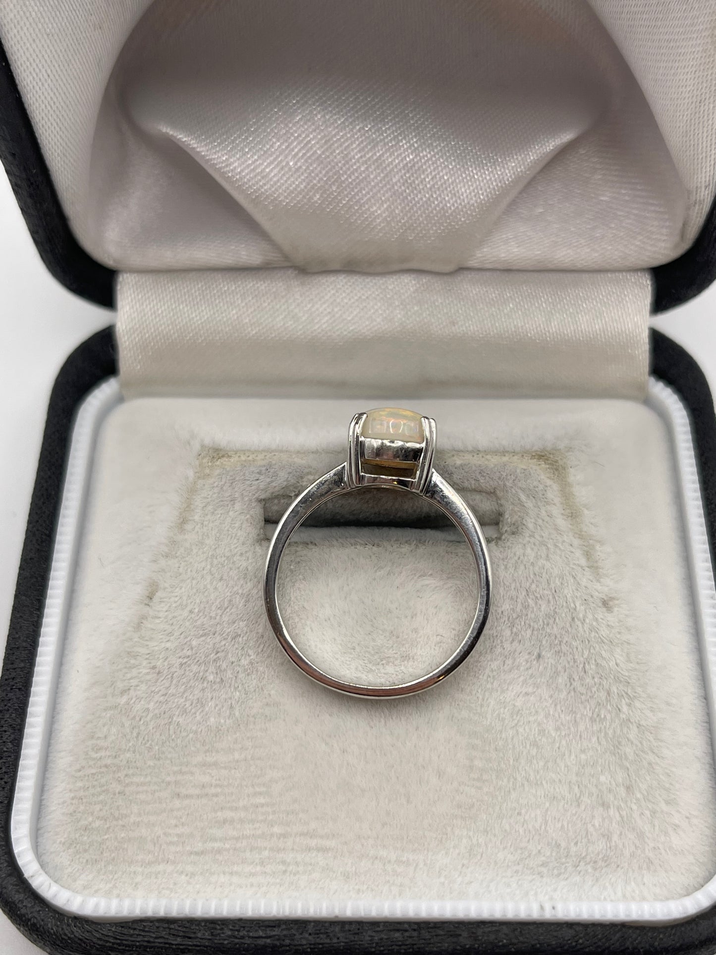 9ct white gold opal and diamond ring