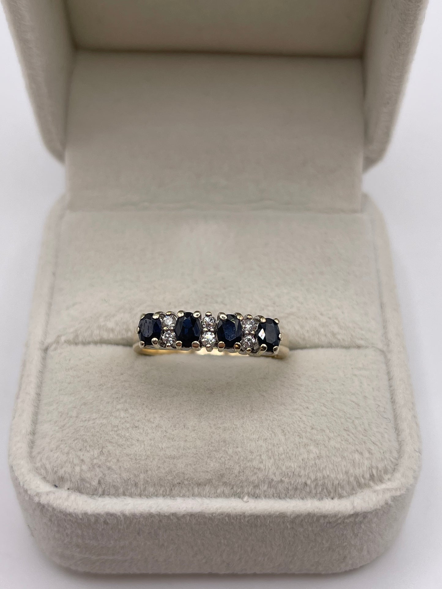 9ct gold sapphire and diamond ring
