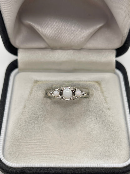 9ct gold opal and diamond ring