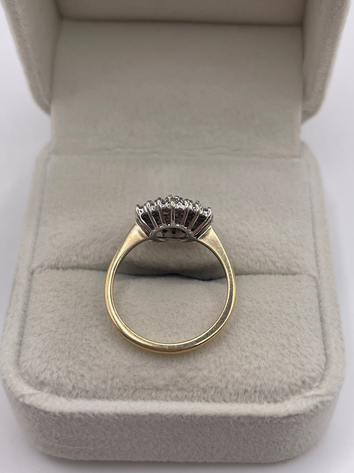 9ct gold diamond cluster ring