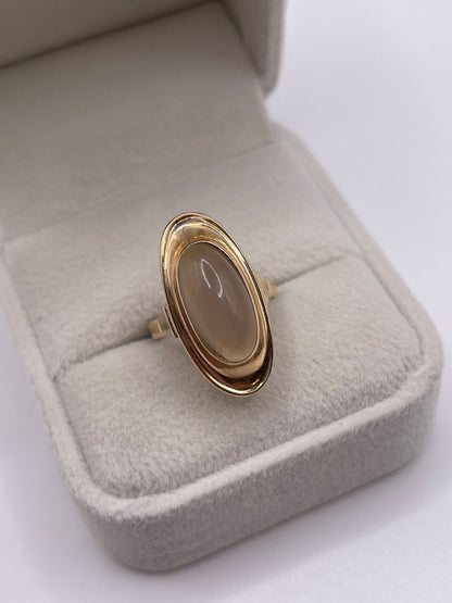 9ct gold agate ring