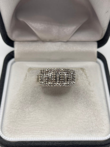 9ct gold diamond cluster ring