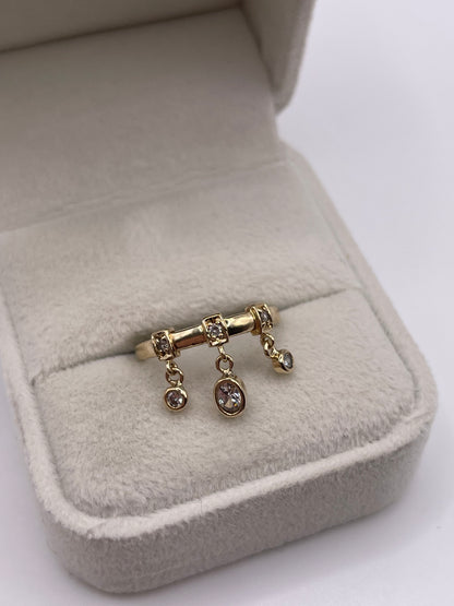 9ct gold cz charm ring