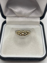 Load image into Gallery viewer, 9ct gold Celtic ring
