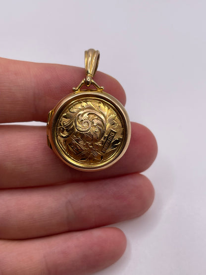 Antique 9ct gold locket pendant