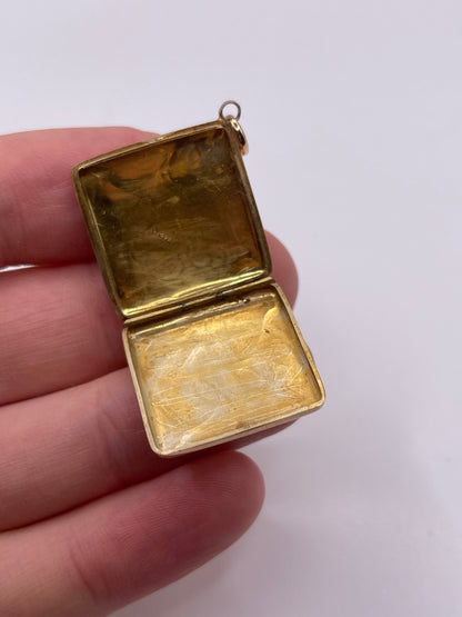 Antique 9ct gold locket pendant