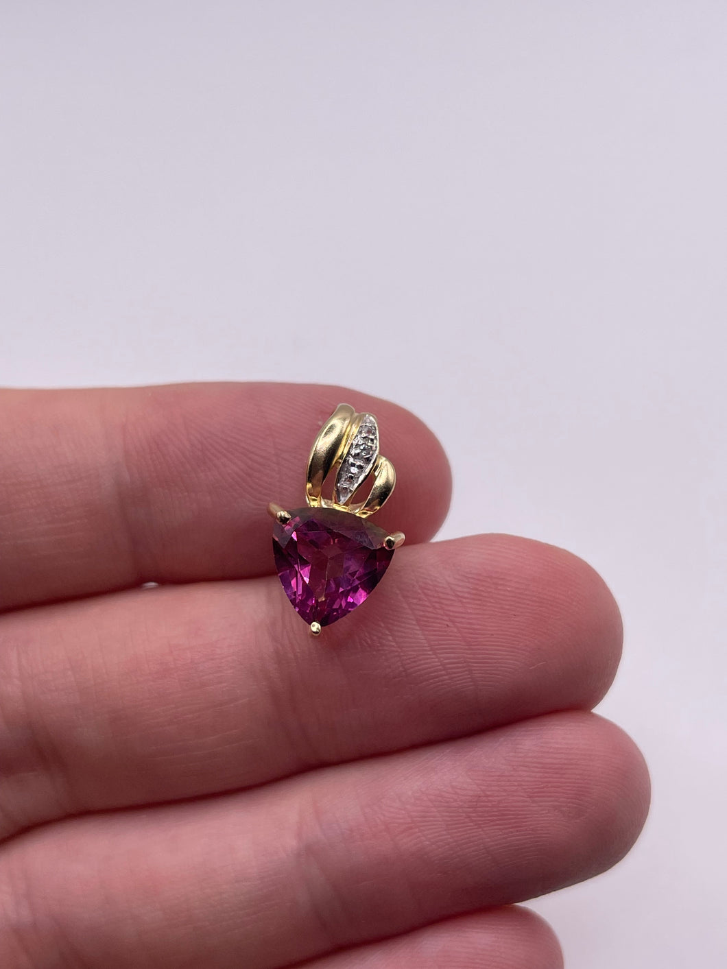 9ct gold pink topaz and diamond pendant