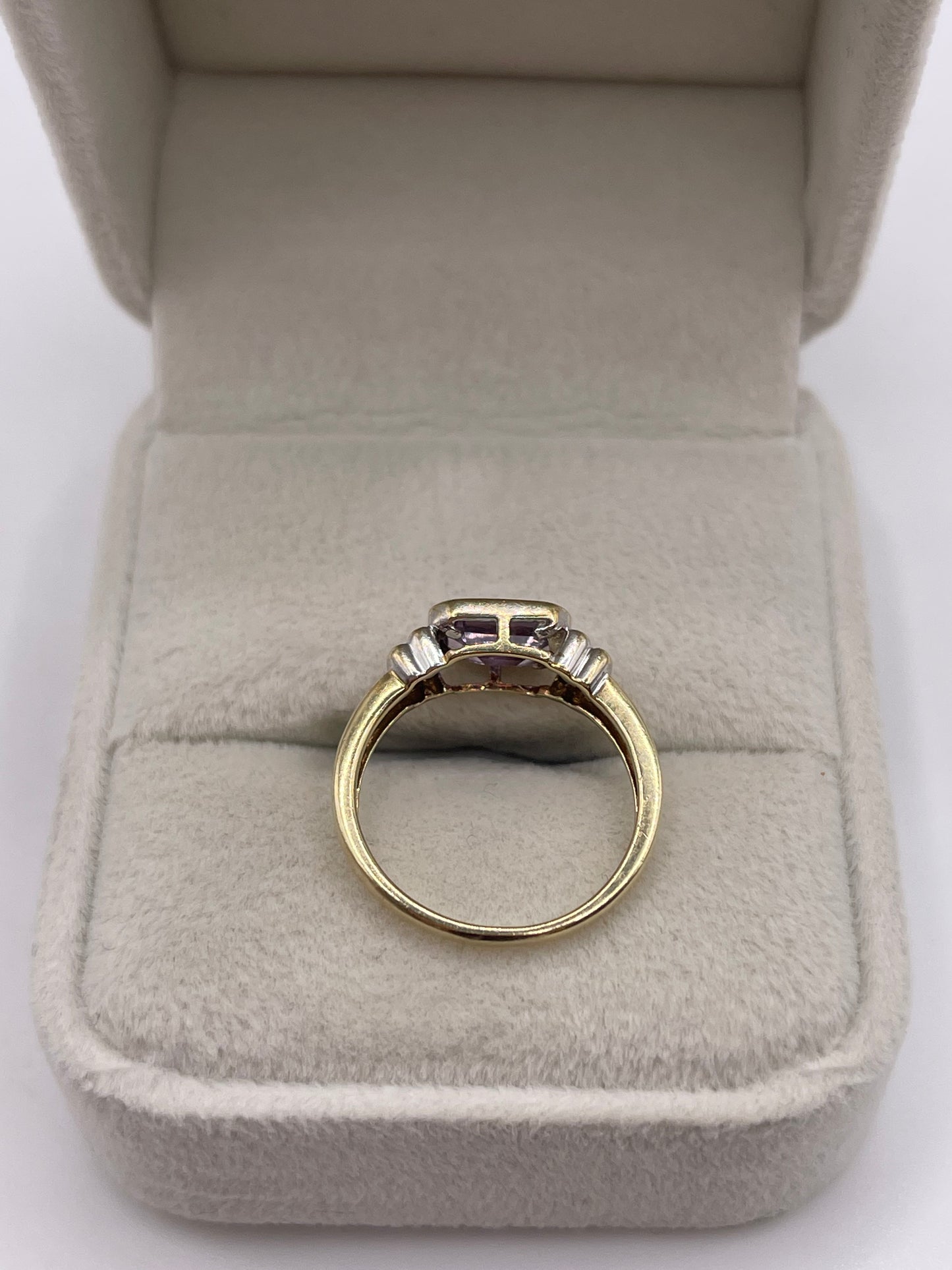9ct gold amethyst ring