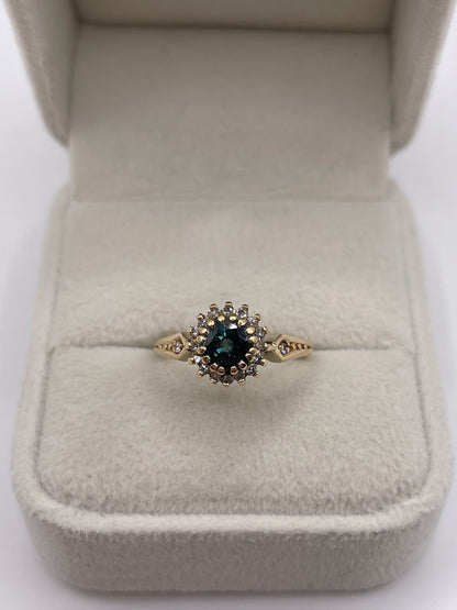 9ct gold sapphire and diamond ring