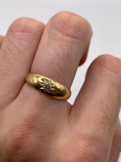 Antique 18ct gold diamond gypsy ring