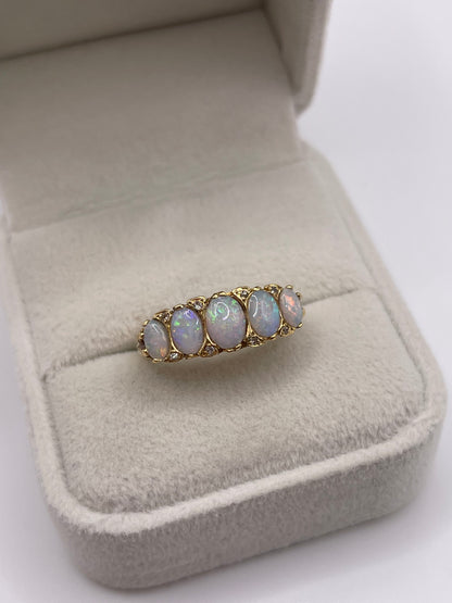 18ct gold opal and diamond ring