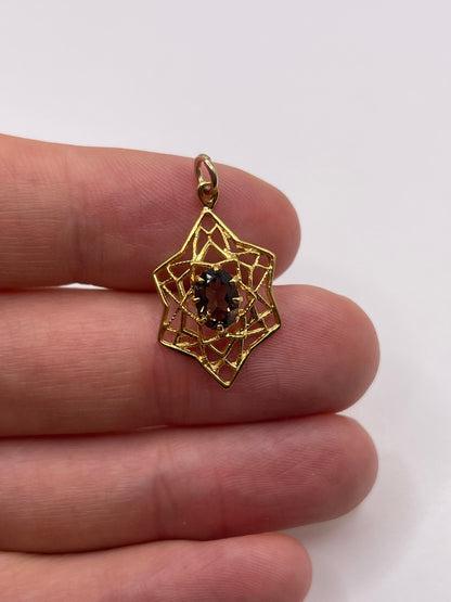 9ct gold Smokey quartz pendant