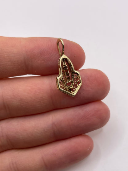 9ct gold diamond pendant