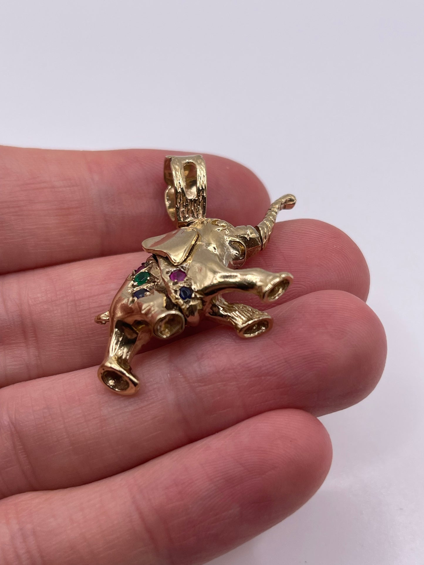 9ct gold gemstone elephant pendant