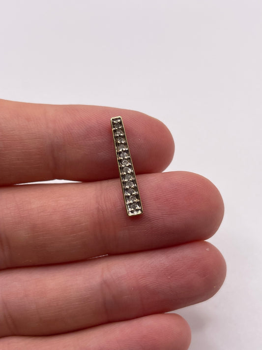 9ct gold diamond pendant
