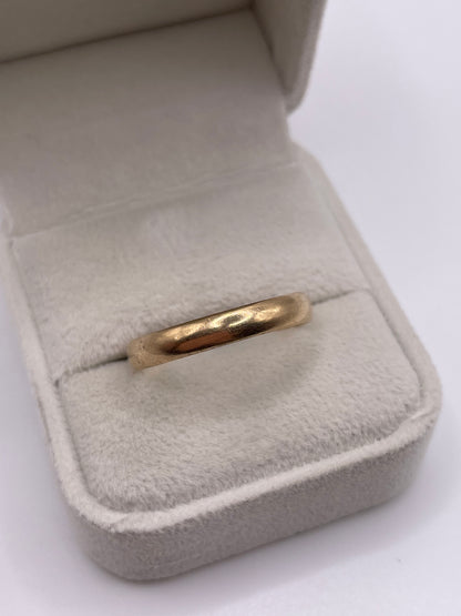 9ct gold band