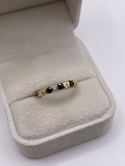 18ct gold sapphire and diamond ring