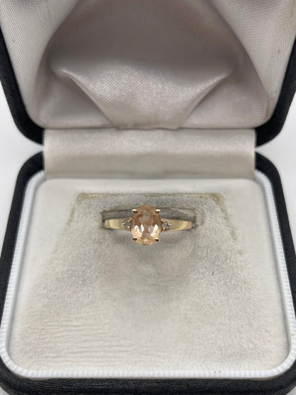 9ct gold quartz and diamond ring