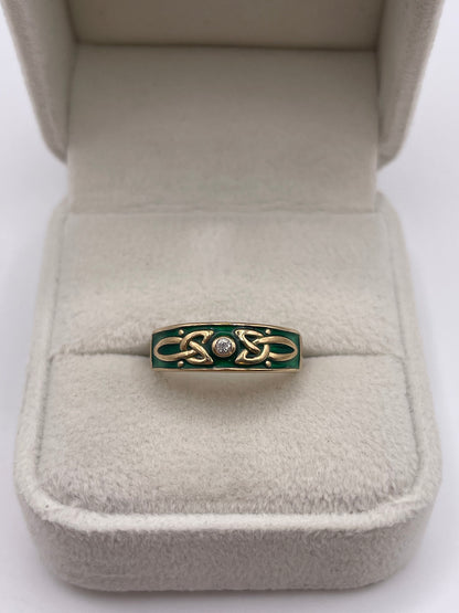 9ct gold enamel and diamond ring