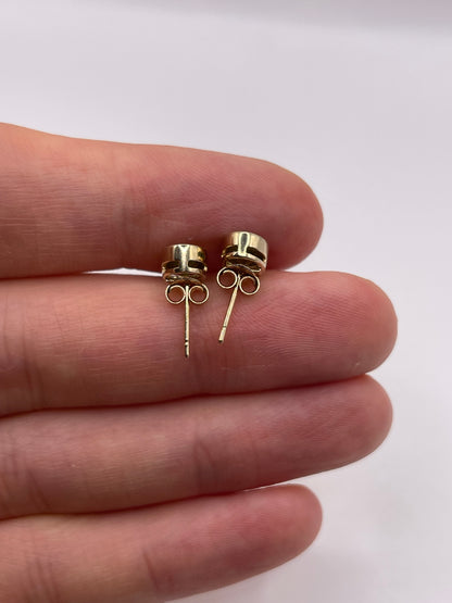 9ct gold peridot earrings