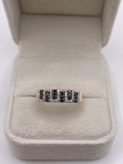 9ct gold diamond cluster ring
