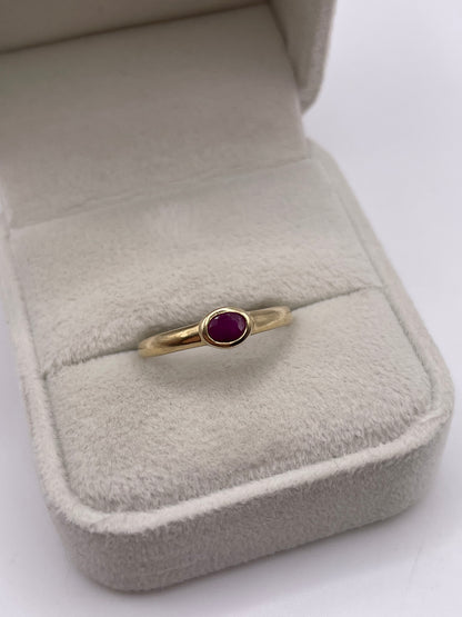 9ct gold ruby ring