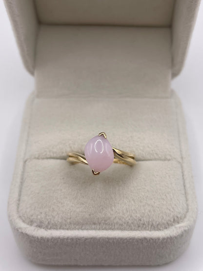 9ct gold pink opal ring