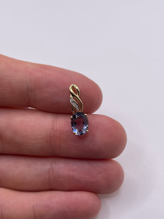 9ct gold iolite and diamond pendant