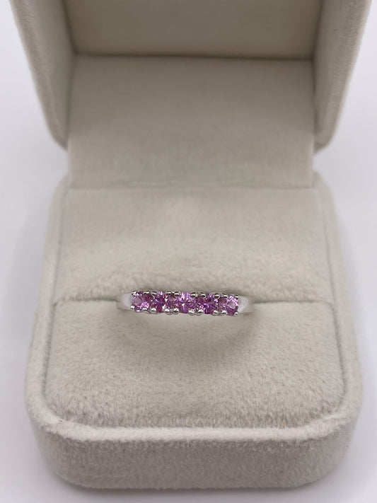 9ct white gold pink sapphire ring