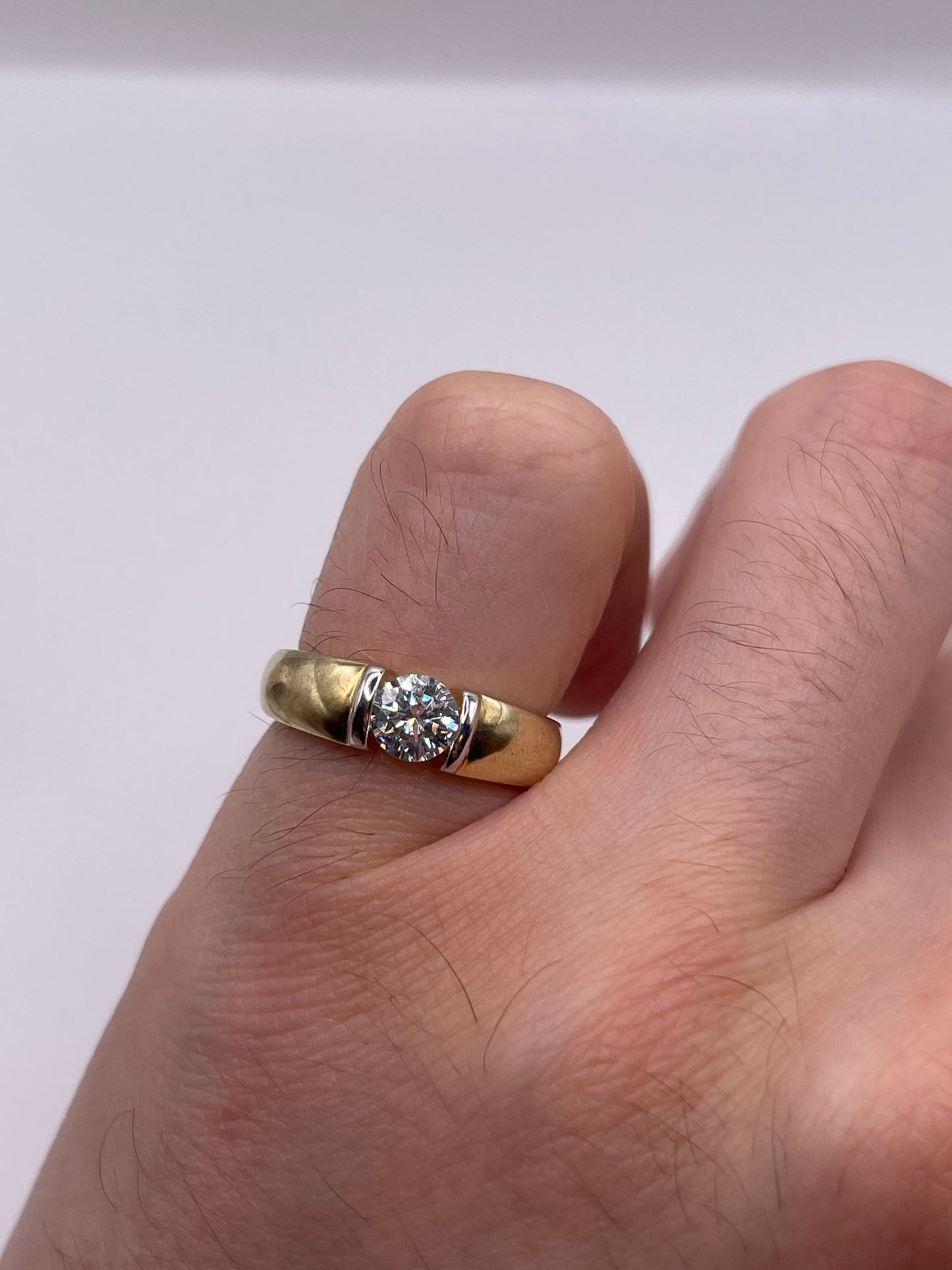 9ct gold cz ring