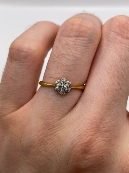 18ct gold diamond cluster ring