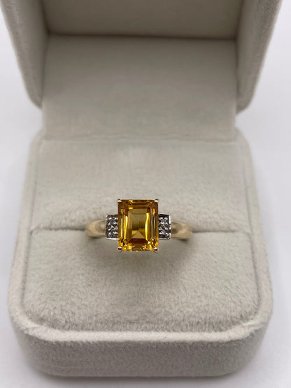 9ct gold citrine and diamond ring