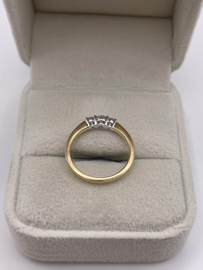 9ct gold diamond ring