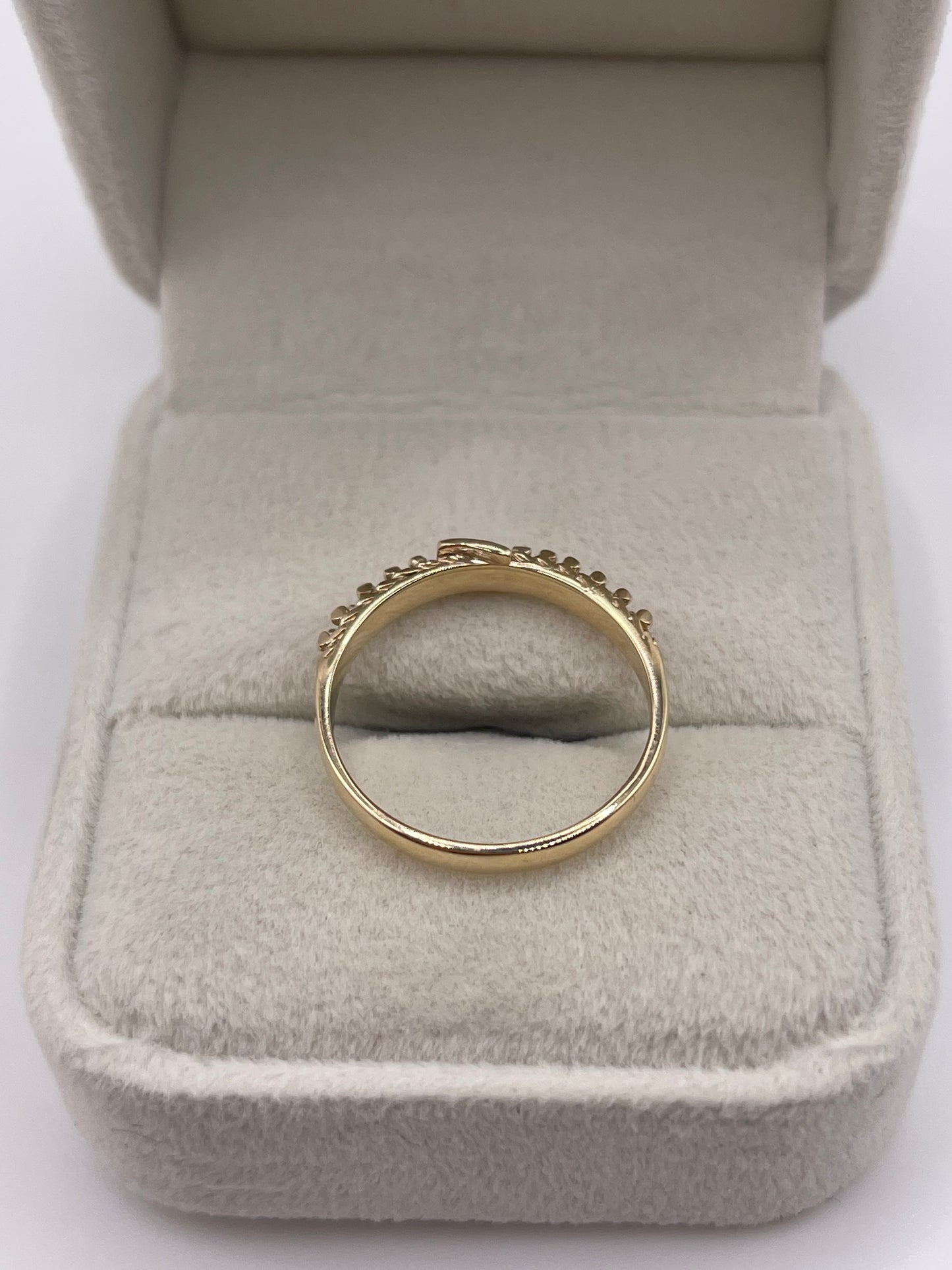 9ct gold buckle ring