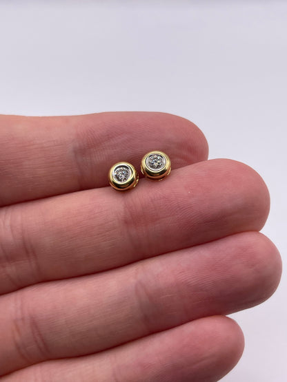 18ct gold diamond earrings