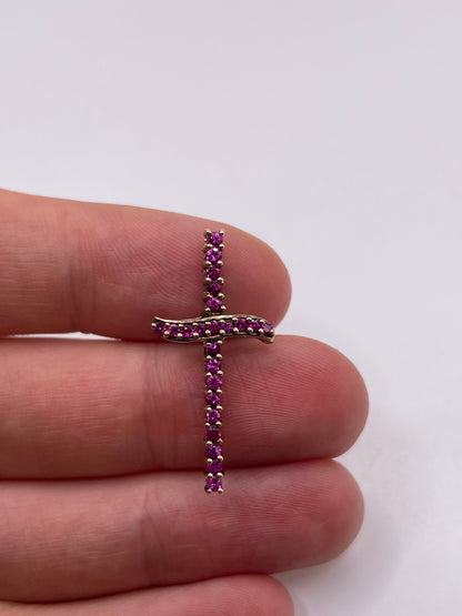 9ct gold ruby cross pendant