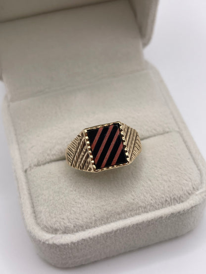 9ct gold onyx signet ring