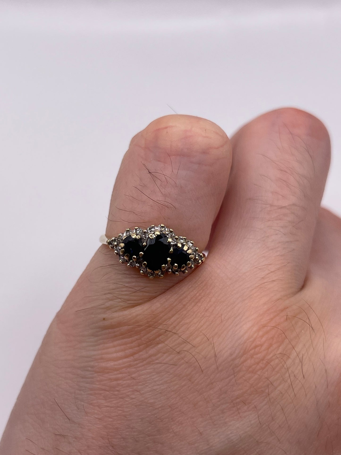 9ct gold sapphire and diamond ring