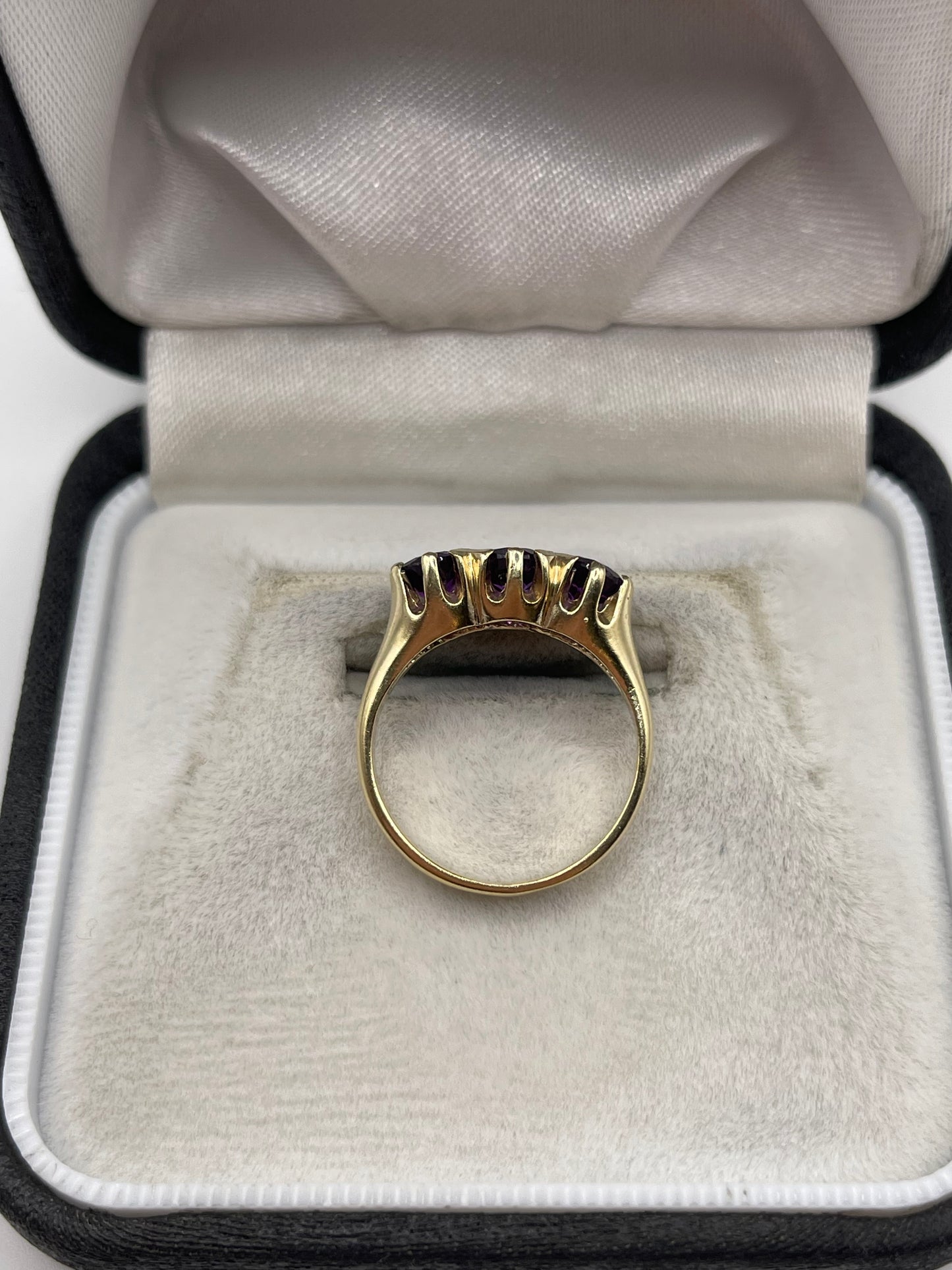9ct gold amethyst ring