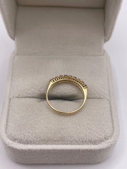 9ct gold sapphire ring