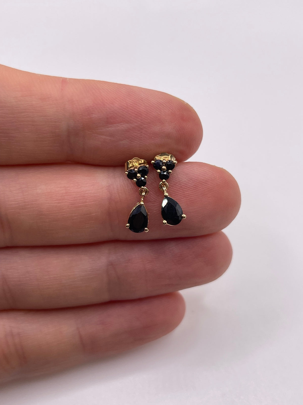 9ct gold sapphire earrings