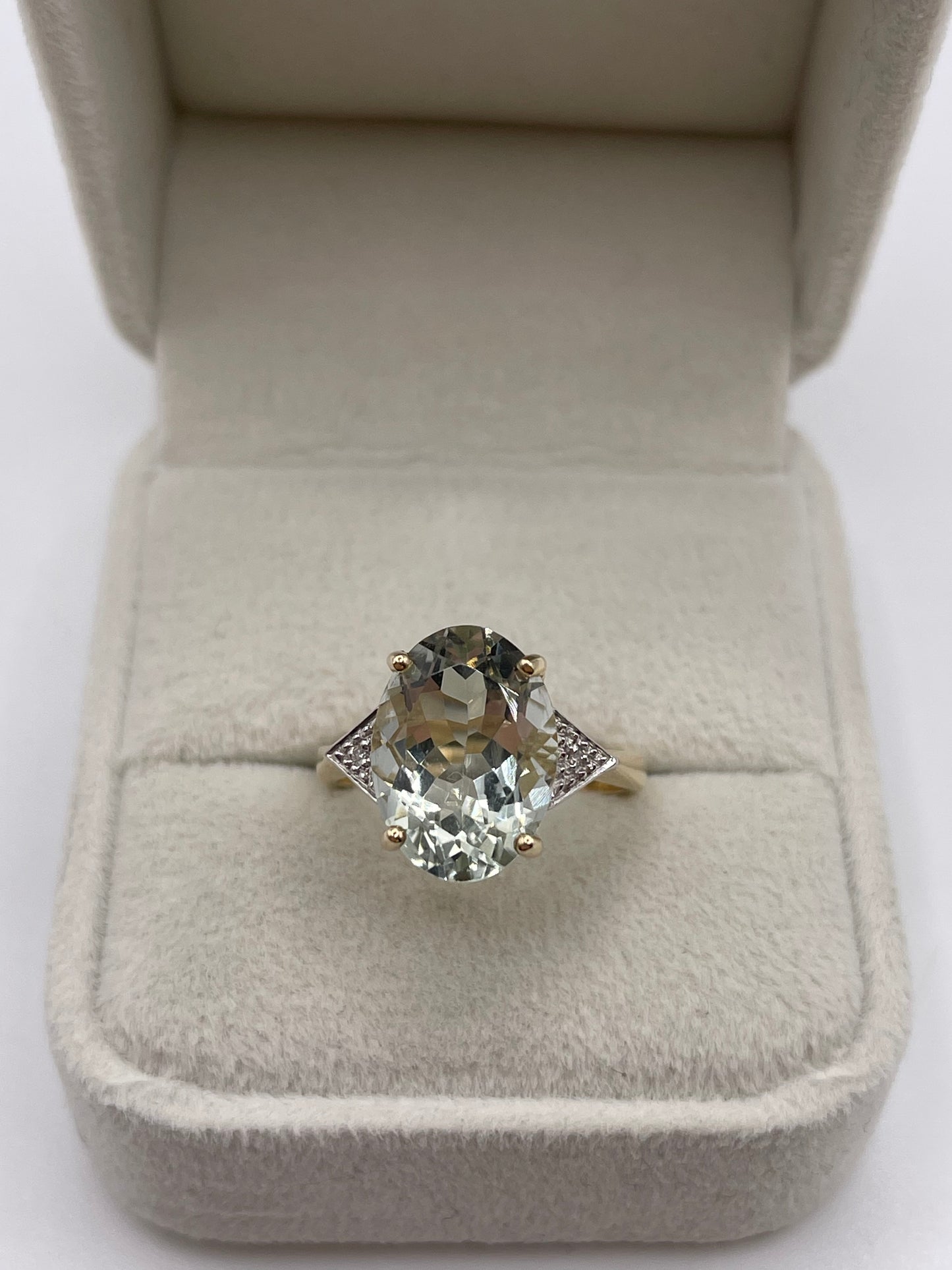9ct gold green amethyst and diamond ring