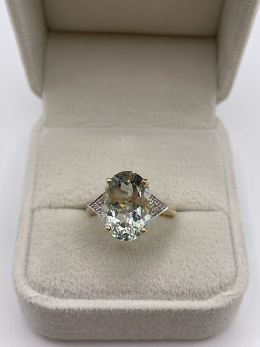 9ct gold green amethyst and diamond ring