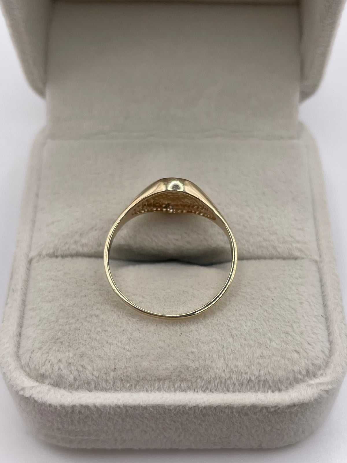 9ct gold signet ring