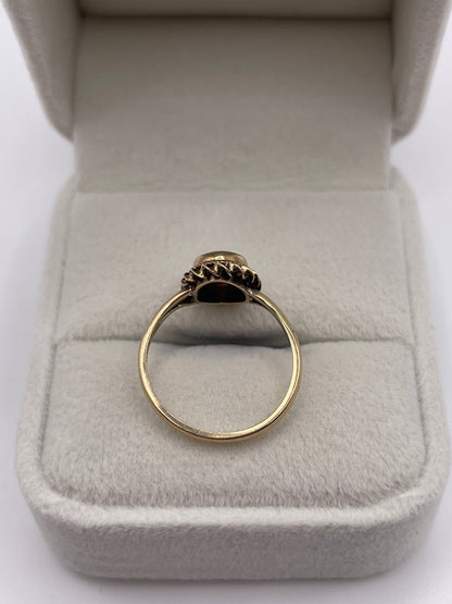 9ct gold opal ring