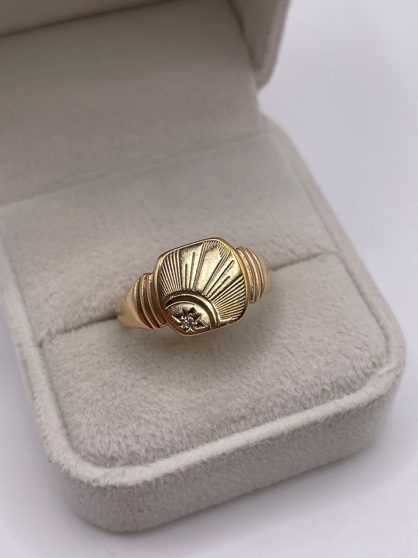 9ct gold diamond signet ring
