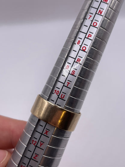 9ct gold band