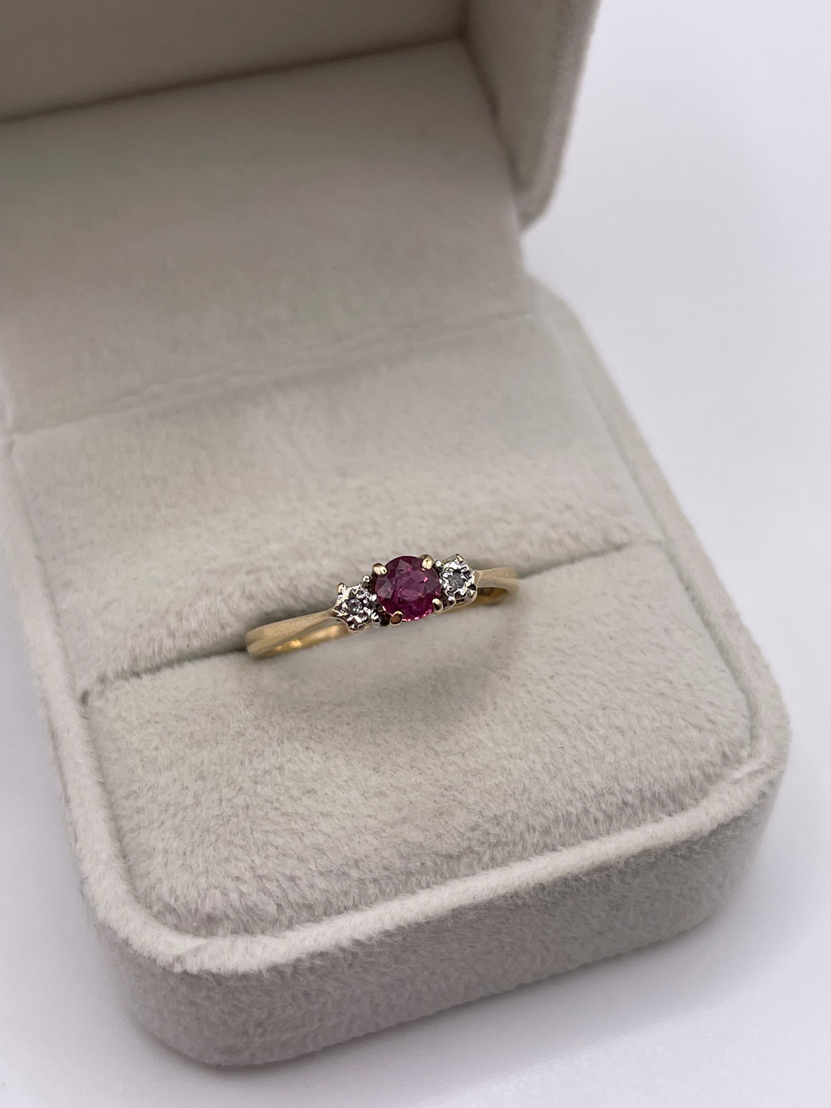 9ct gold ruby and diamond ring